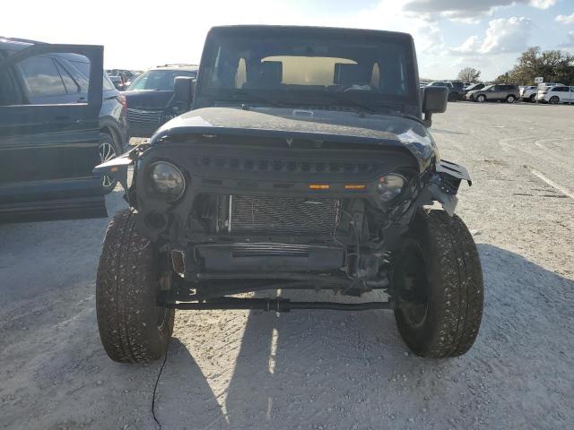 Photo 4 VIN: 1J4GB39118L596598 - JEEP WRANGLER U 