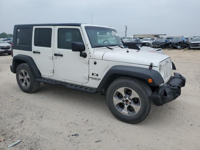 Photo 3 VIN: 1J4GB39138L650189 - JEEP WRANGLER 