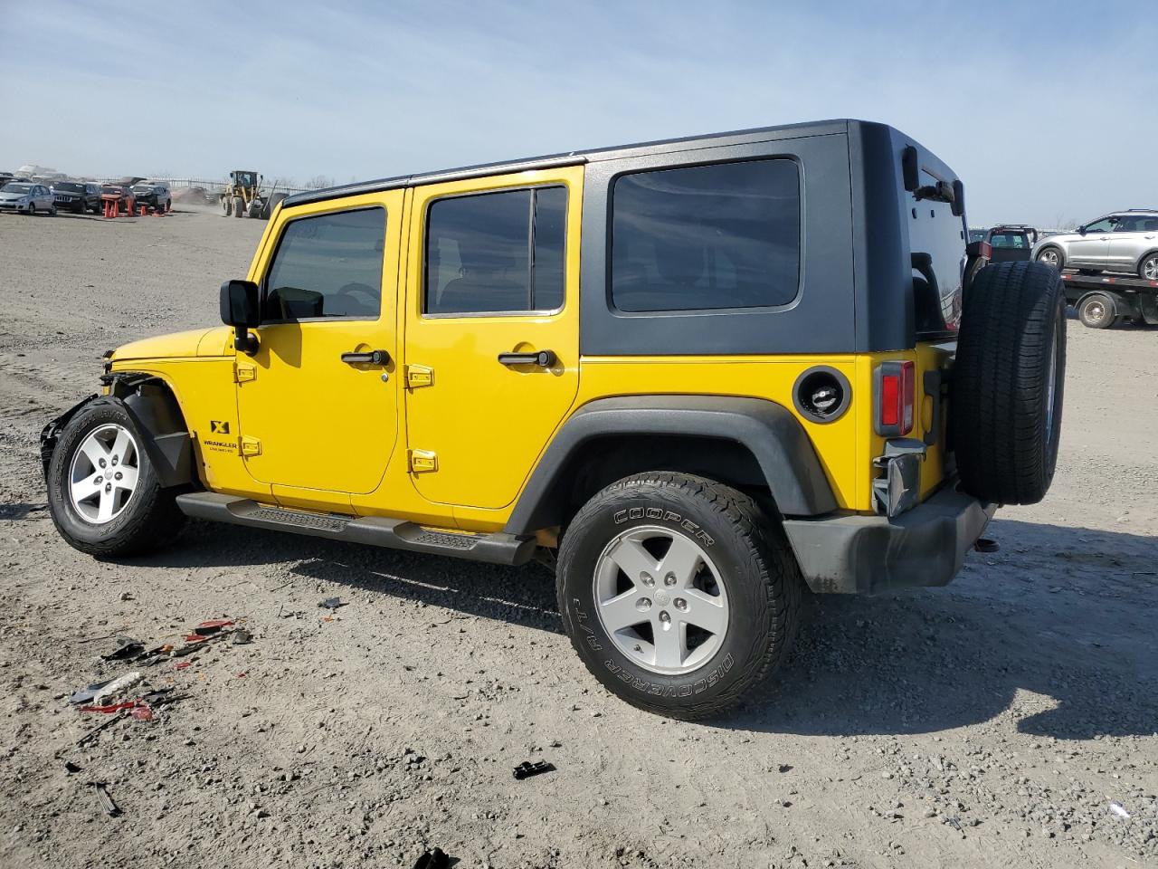 Photo 1 VIN: 1J4GB39148L625575 - JEEP WRANGLER 