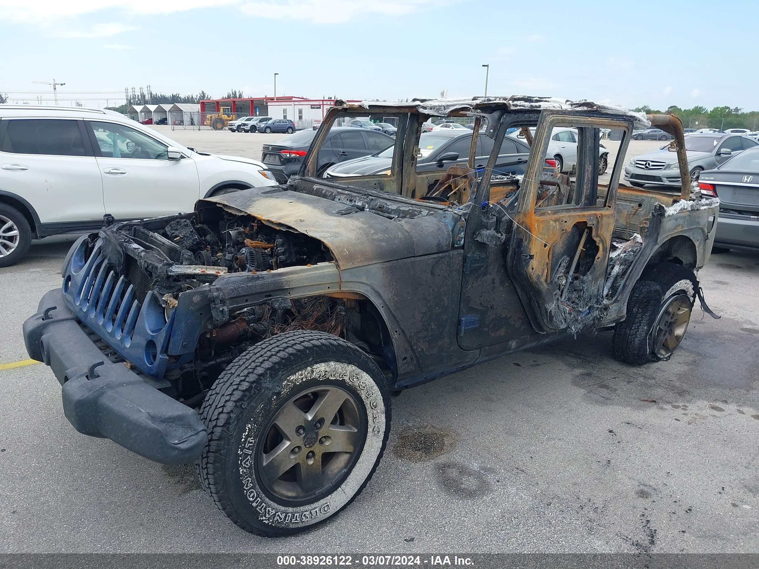 Photo 1 VIN: 1J4GB39159L760677 - JEEP WRANGLER 