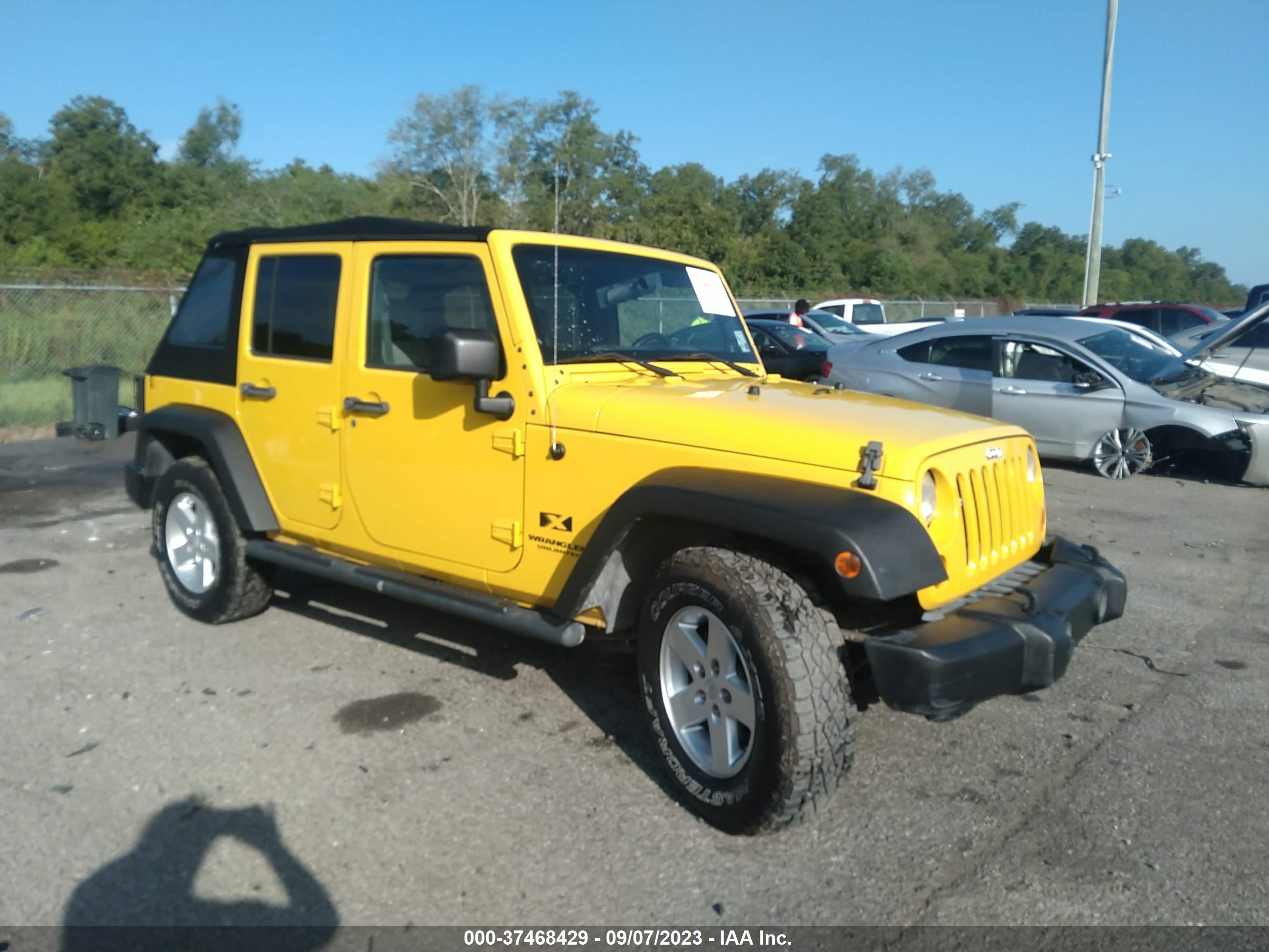 Photo 0 VIN: 1J4GB39188L511353 - JEEP WRANGLER 