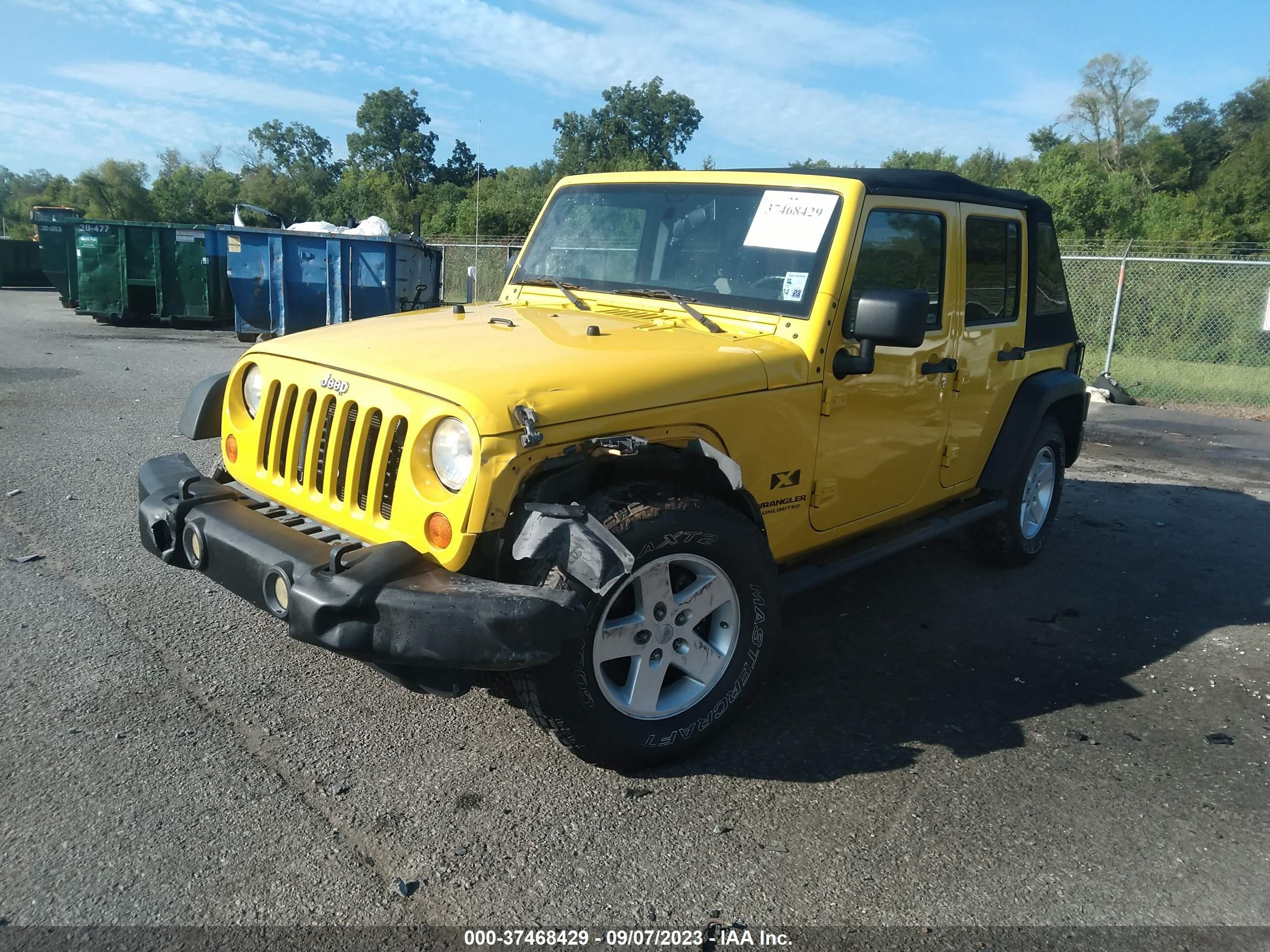 Photo 1 VIN: 1J4GB39188L511353 - JEEP WRANGLER 