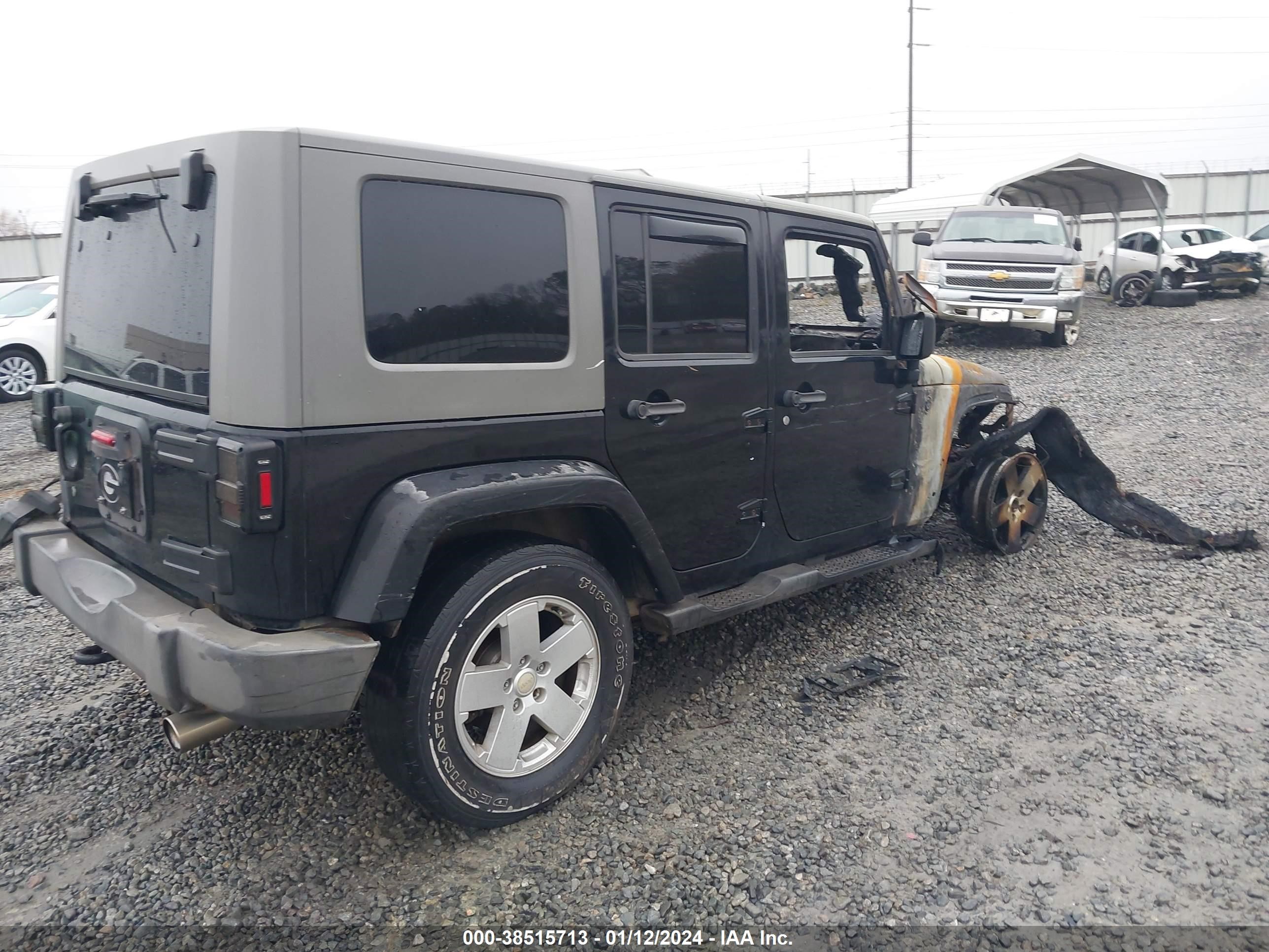 Photo 3 VIN: 1J4GB59167L207951 - JEEP WRANGLER 