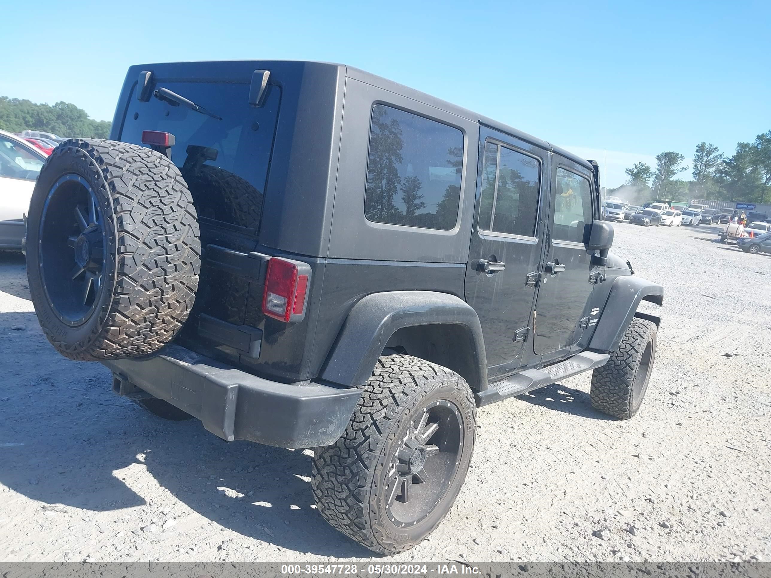 Photo 3 VIN: 1J4GB59197L160687 - JEEP WRANGLER 