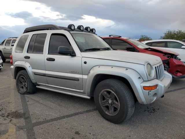 Photo 3 VIN: 1J4GK38K74W293862 - JEEP LIBERTY RE 