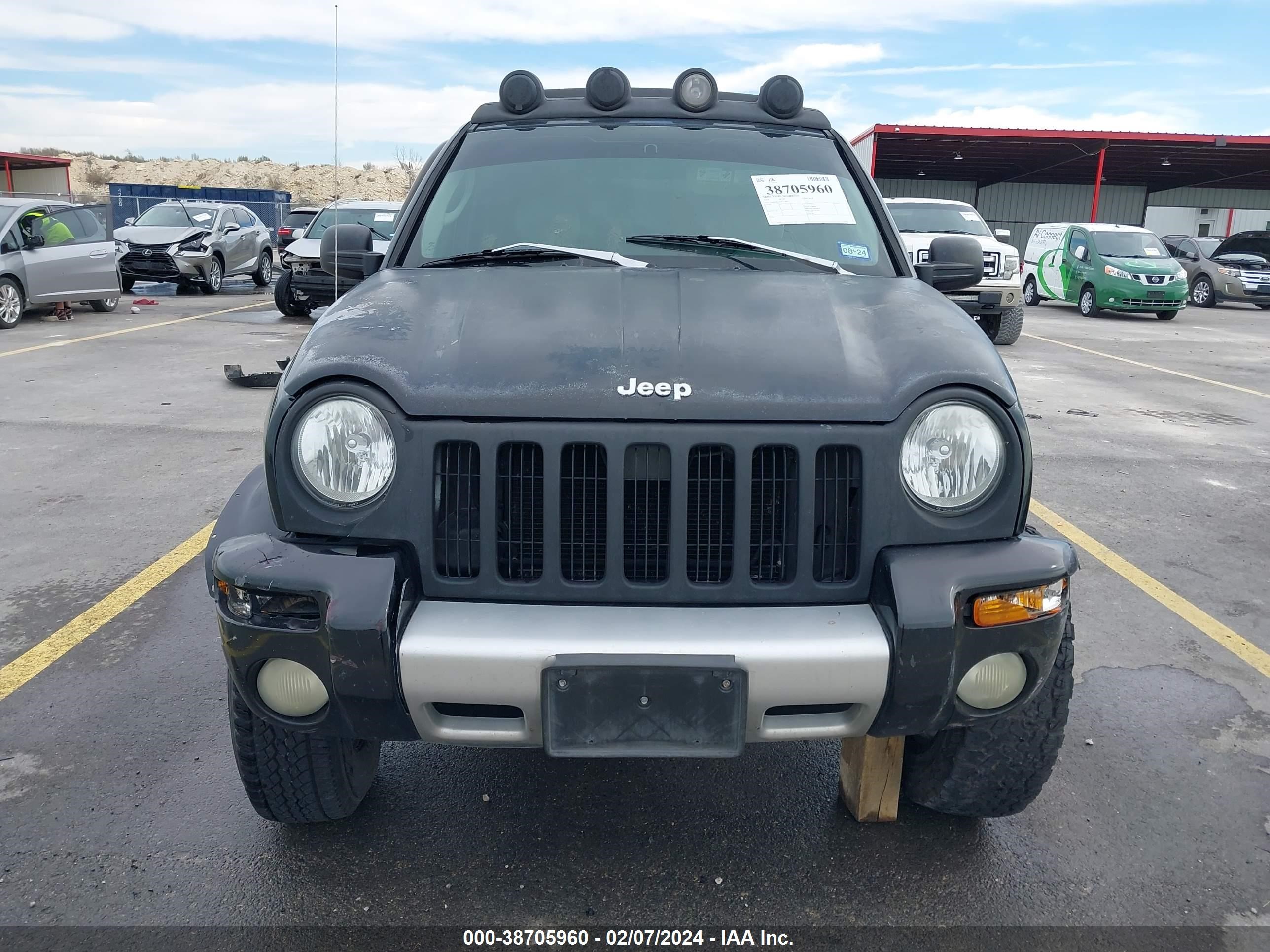 Photo 12 VIN: 1J4GK38K84W224002 - JEEP LIBERTY (NORTH AMERICA) 