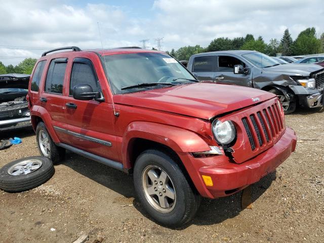 Photo 3 VIN: 1J4GK38K85W689526 - JEEP LIBERTY 