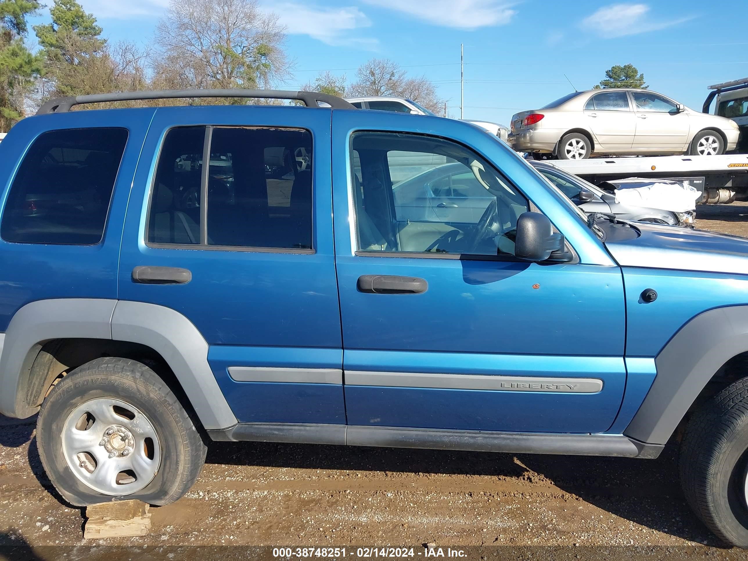 Photo 12 VIN: 1J4GK48K05W562159 - JEEP LIBERTY (NORTH AMERICA) 