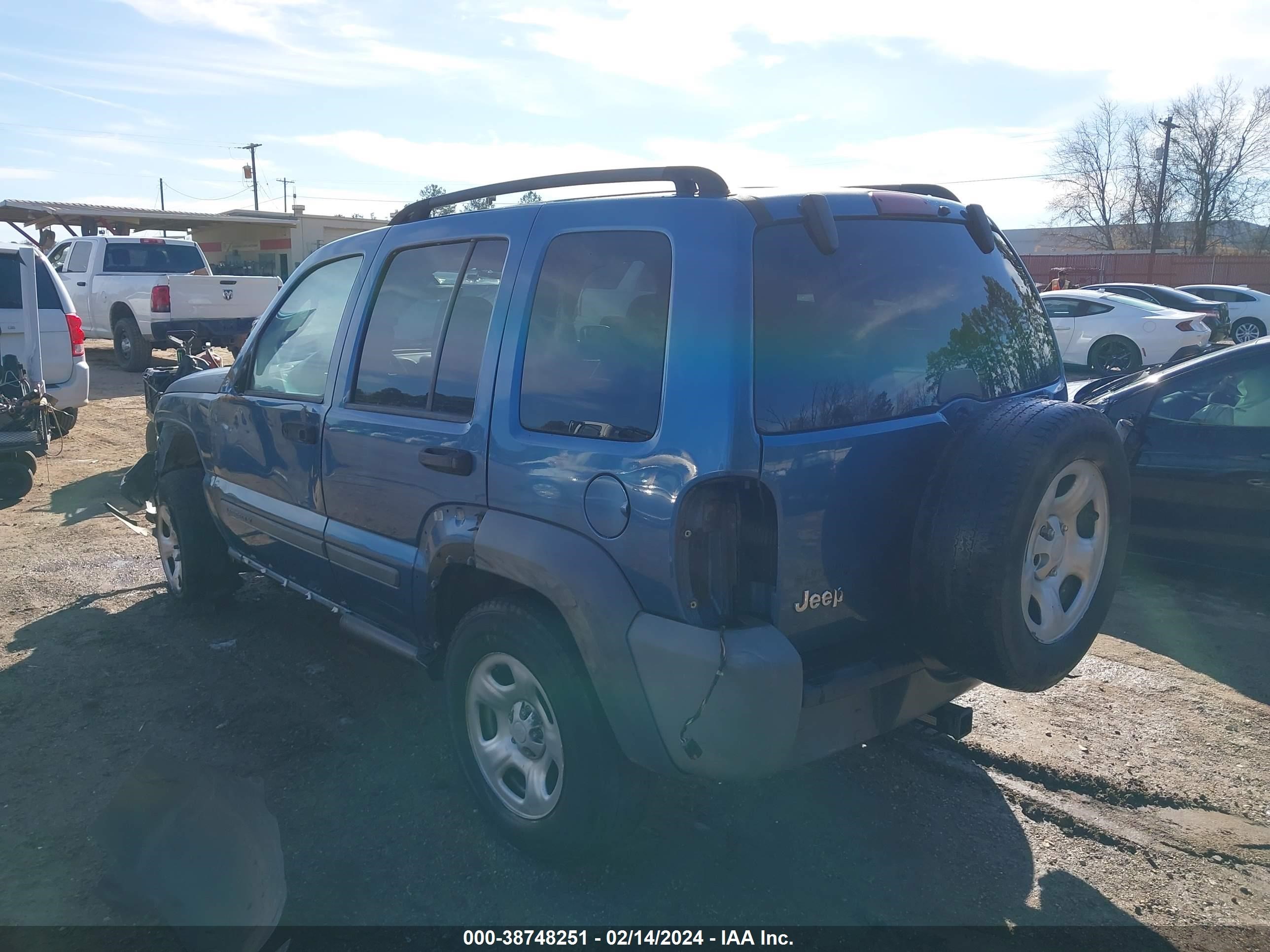 Photo 2 VIN: 1J4GK48K05W562159 - JEEP LIBERTY (NORTH AMERICA) 