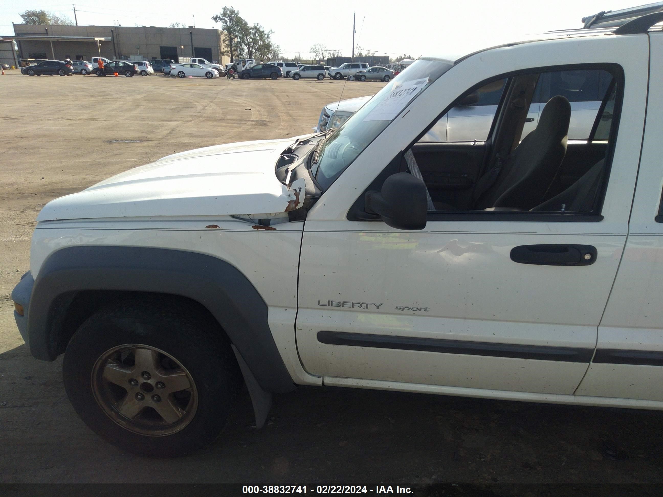 Photo 5 VIN: 1J4GK48K13W525991 - JEEP LIBERTY (NORTH AMERICA) 