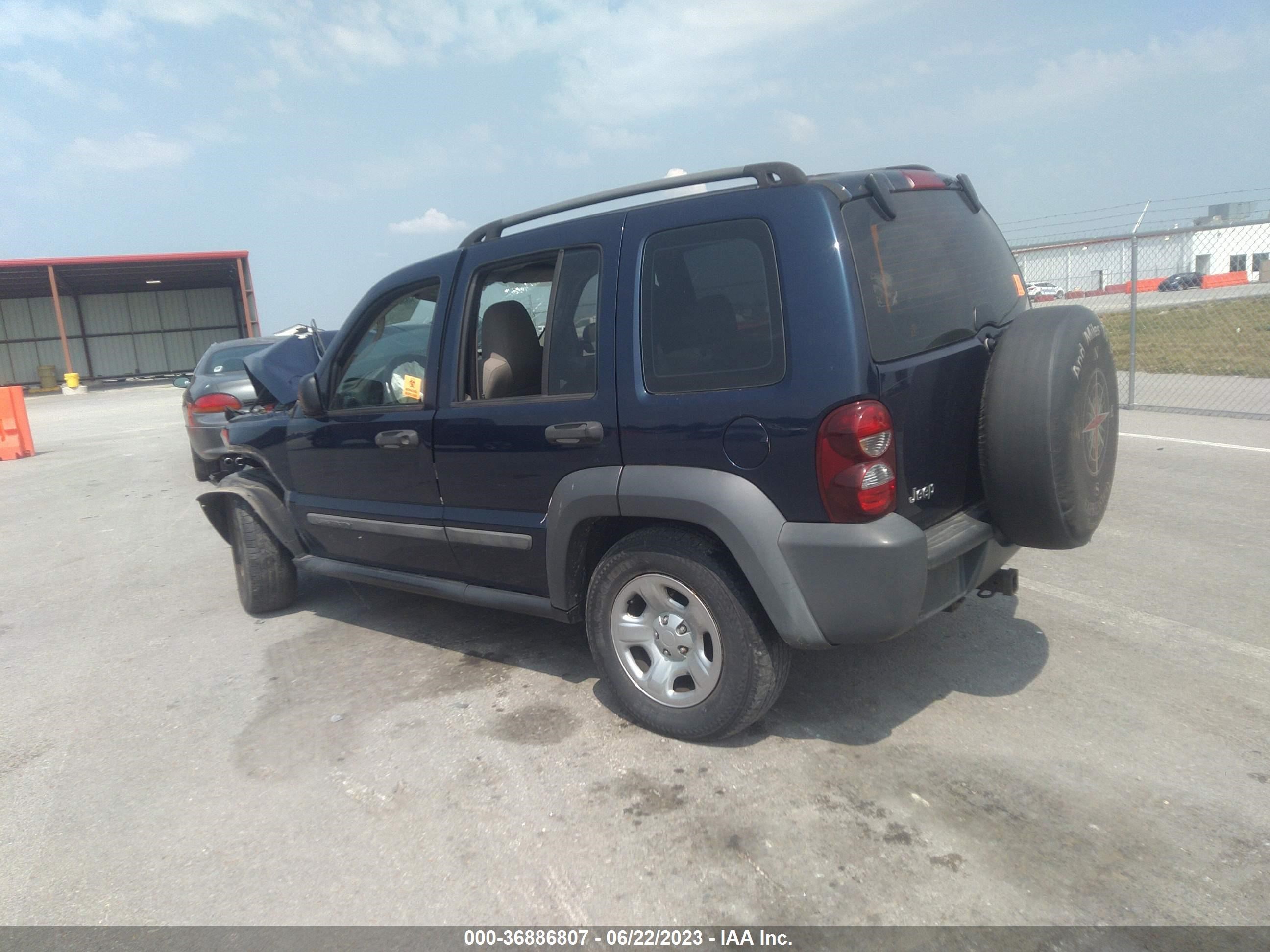 Photo 2 VIN: 1J4GK48K16W249705 - JEEP LIBERTY (NORTH AMERICA) 