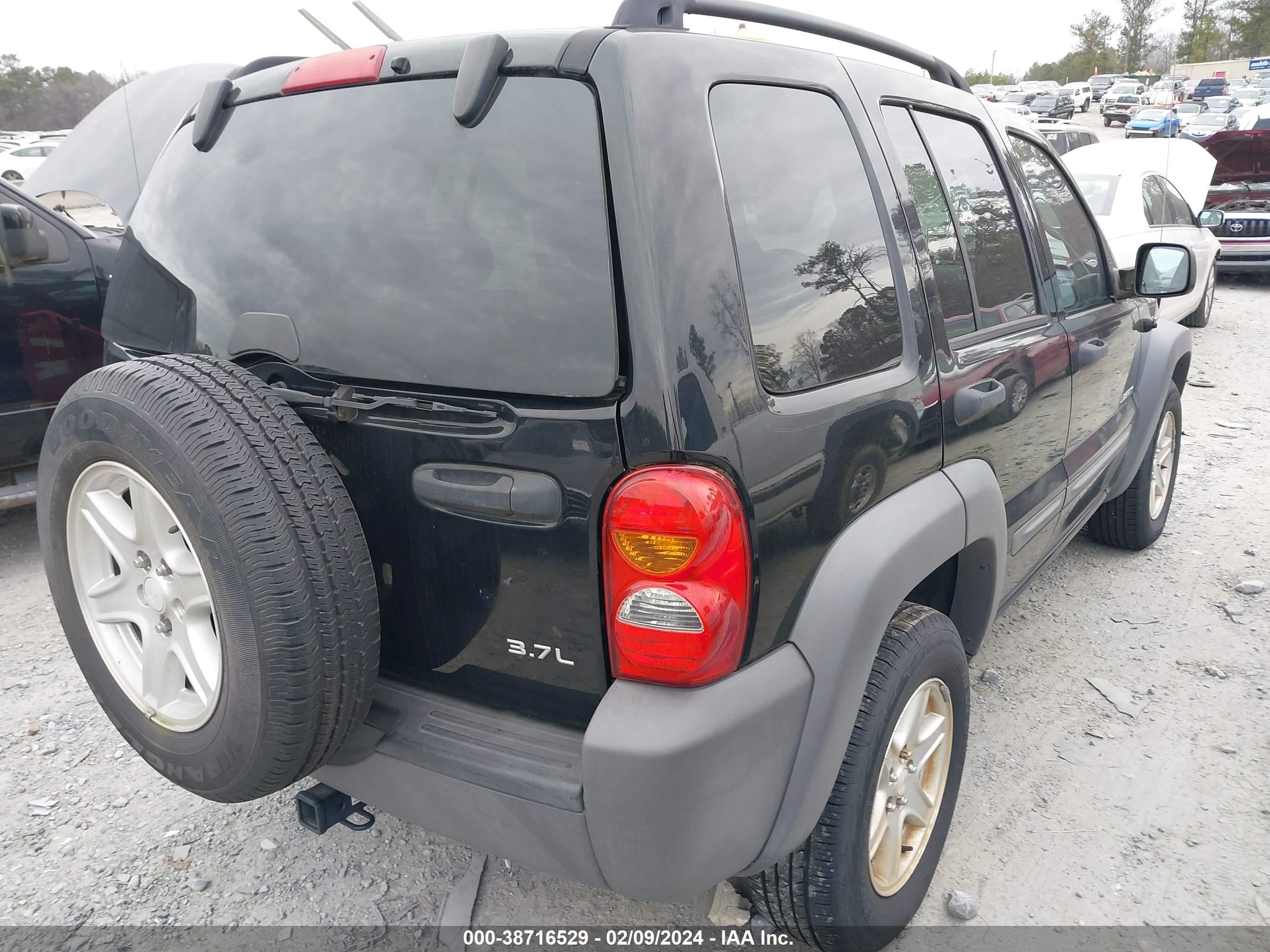 Photo 3 VIN: 1J4GK48K24W107490 - JEEP LIBERTY (NORTH AMERICA) 