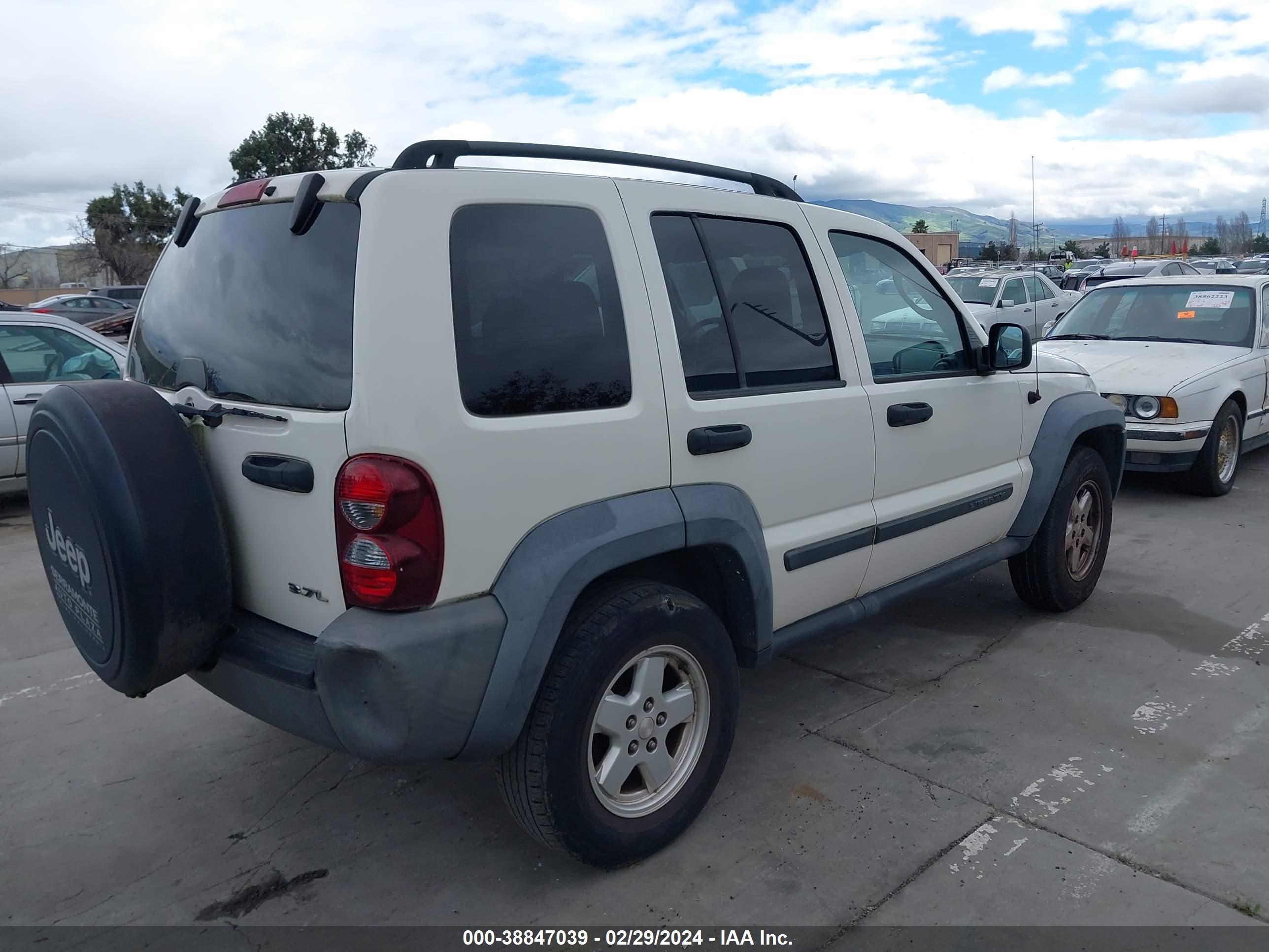 Photo 3 VIN: 1J4GK48K27W547665 - JEEP LIBERTY (NORTH AMERICA) 