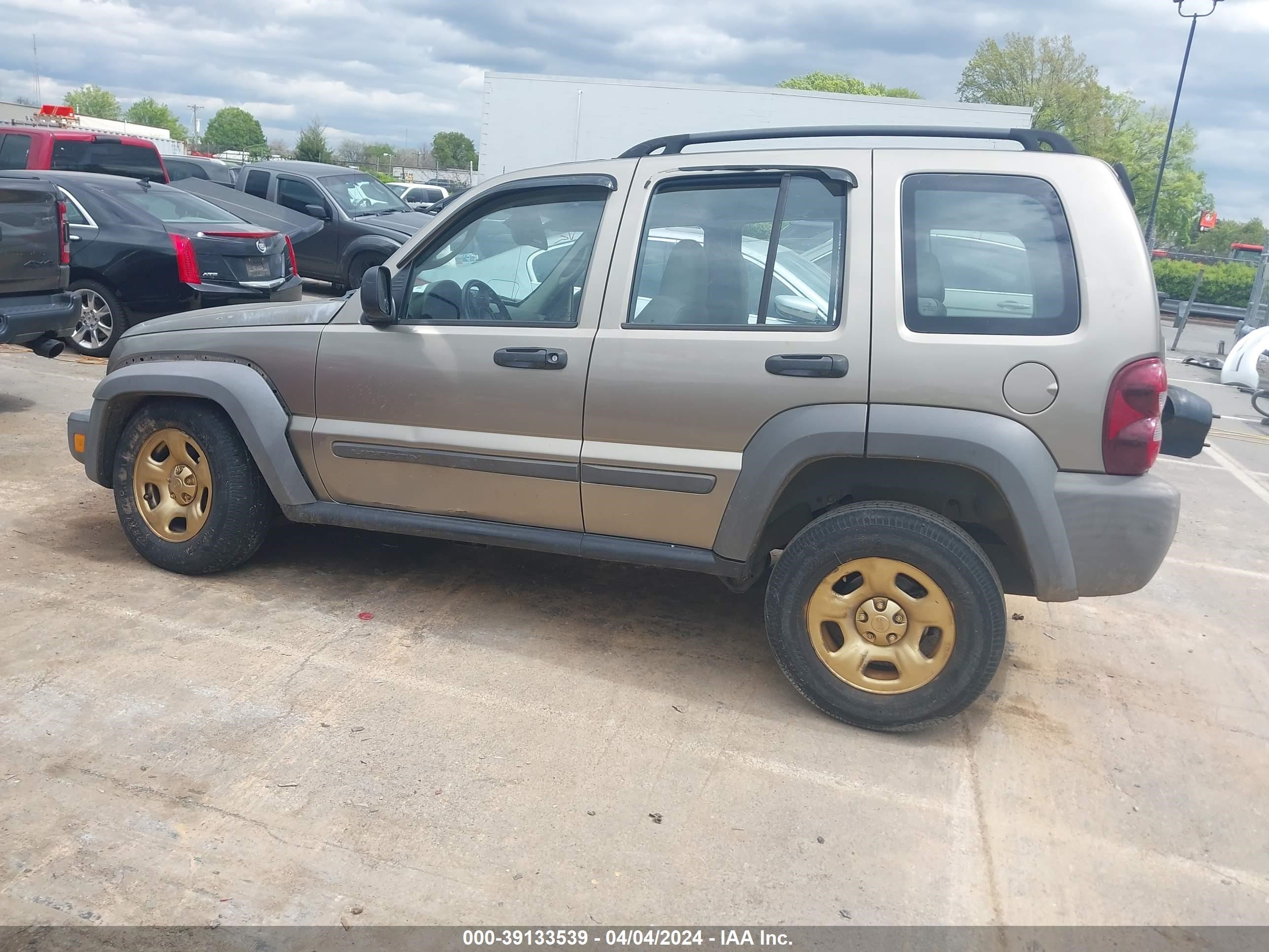 Photo 12 VIN: 1J4GK48K36W218732 - JEEP LIBERTY (NORTH AMERICA) 