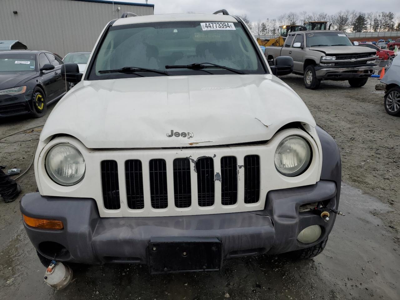 Photo 4 VIN: 1J4GK48K44W131354 - JEEP LIBERTY (NORTH AMERICA) 