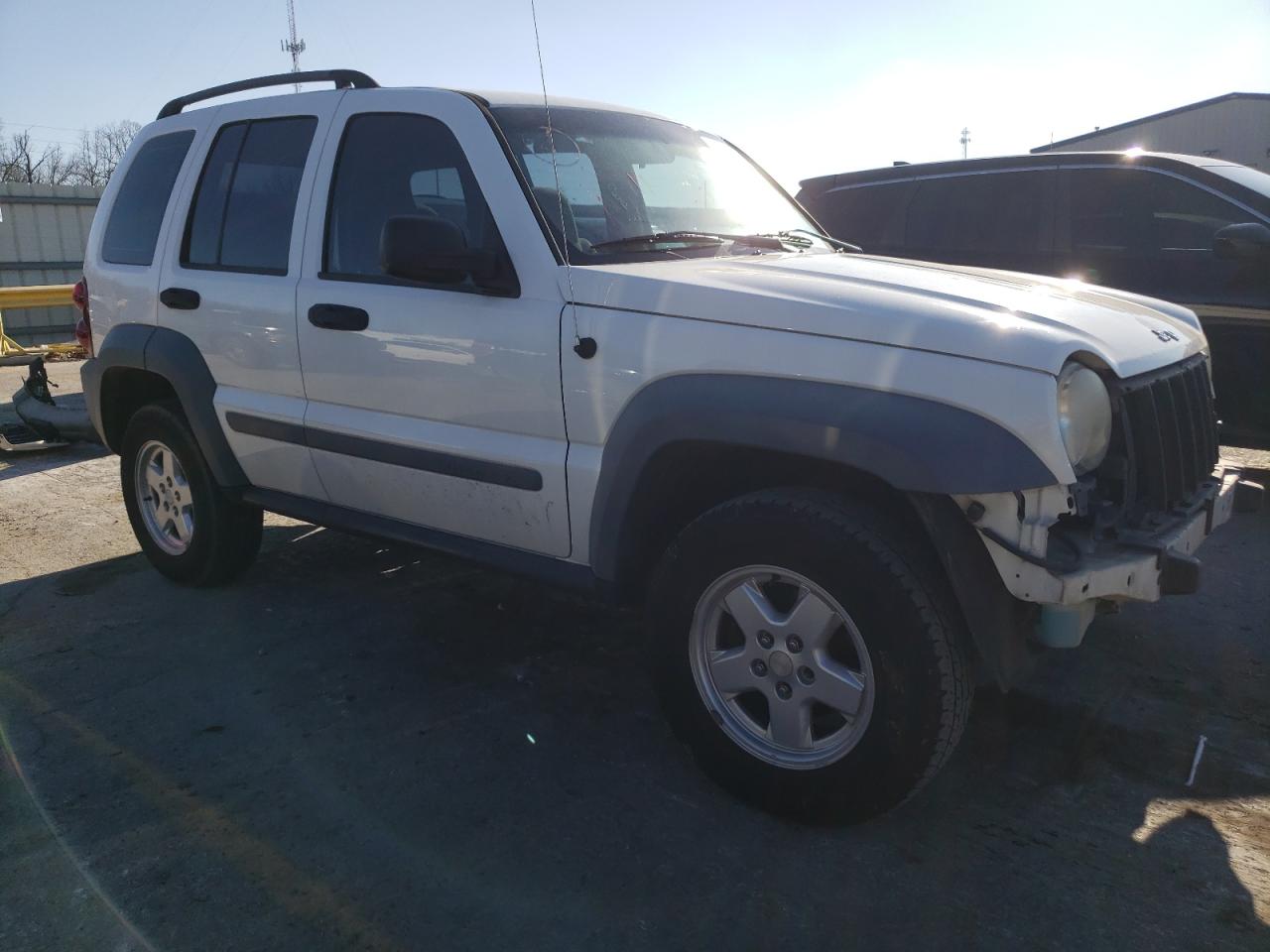 Photo 3 VIN: 1J4GK48K45W623223 - JEEP LIBERTY (NORTH AMERICA) 