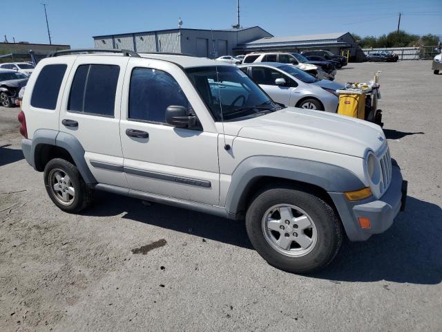 Photo 3 VIN: 1J4GK48K56W107177 - JEEP LIBERTY SP 