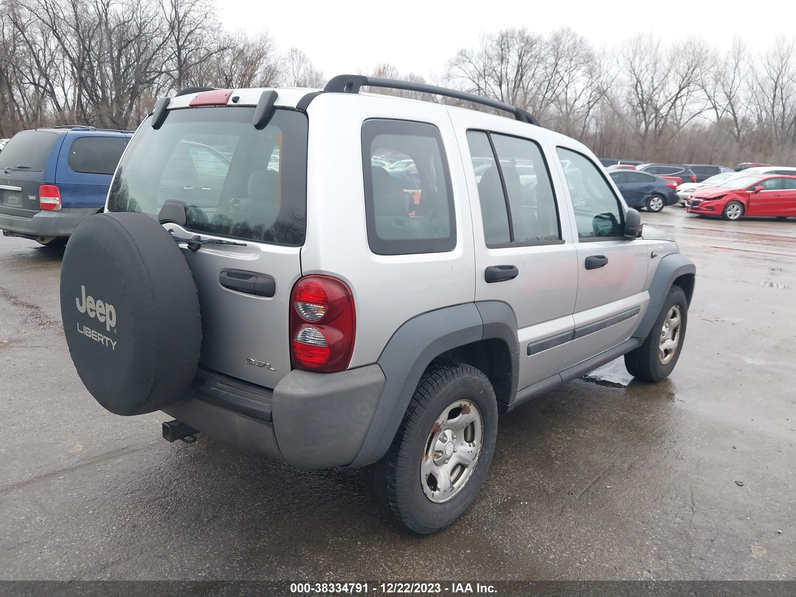 Photo 3 VIN: 1J4GK48K57W641832 - JEEP LIBERTY (NORTH AMERICA) 