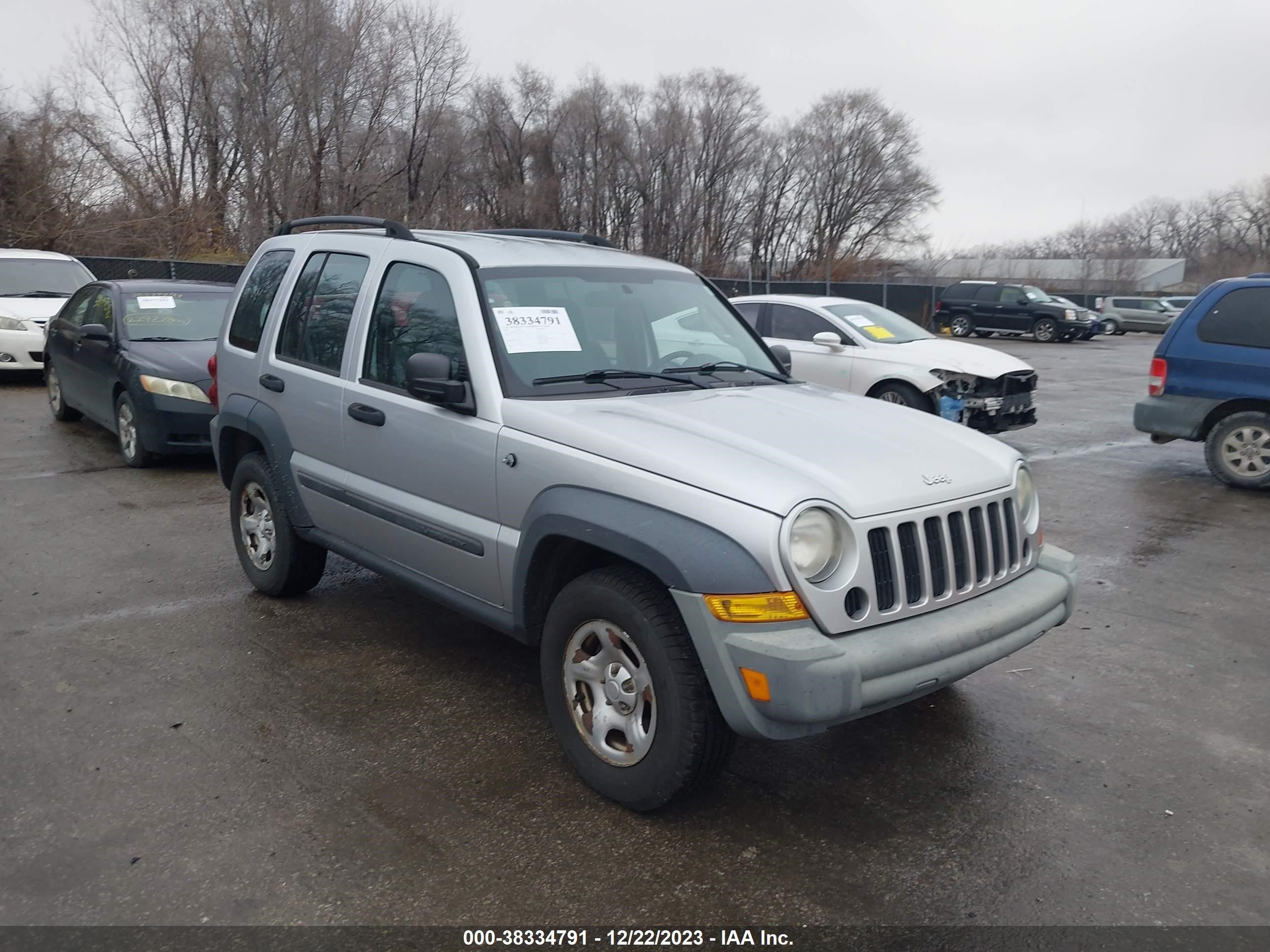 Photo 5 VIN: 1J4GK48K57W641832 - JEEP LIBERTY (NORTH AMERICA) 