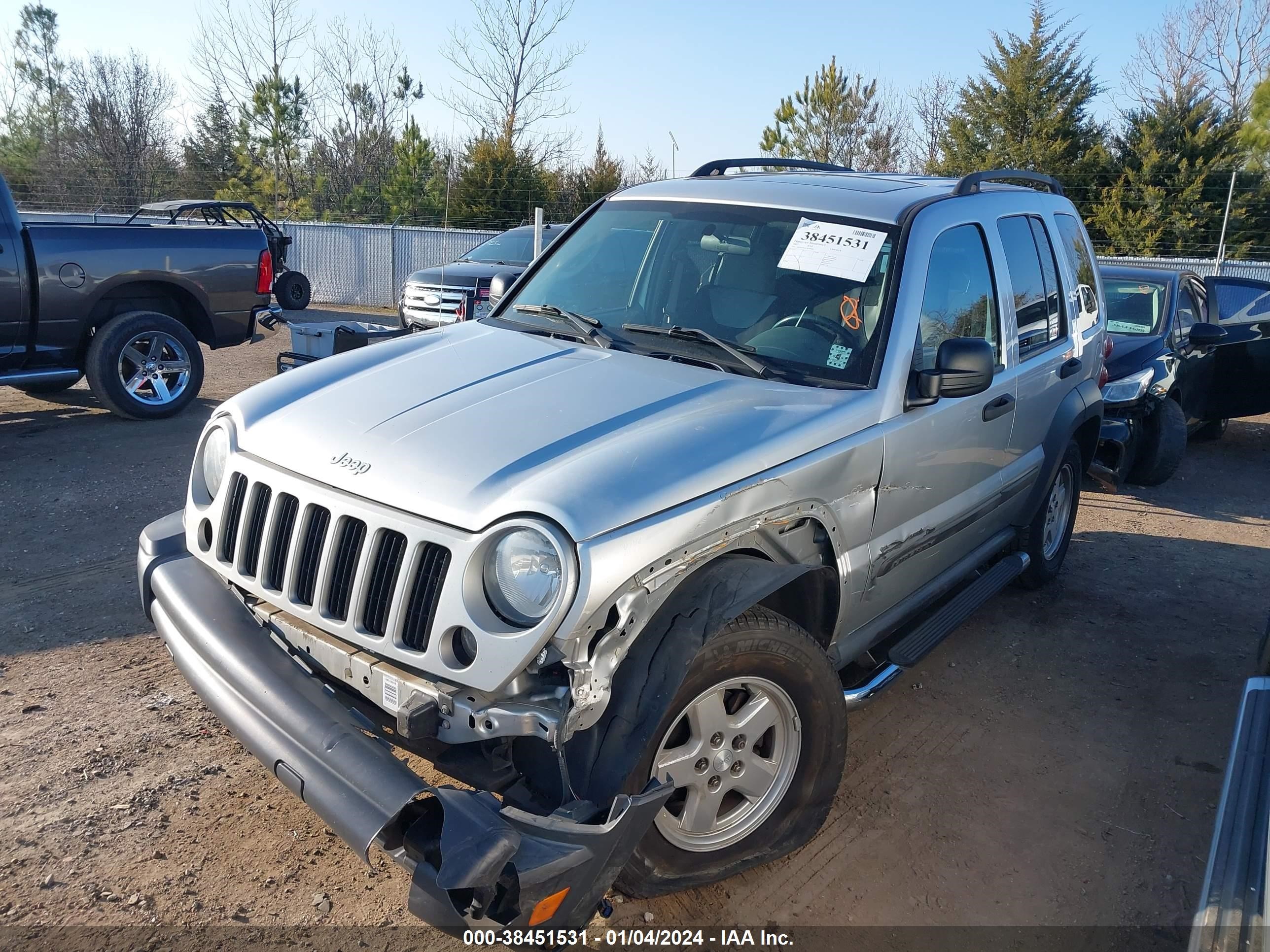 Photo 1 VIN: 1J4GK48K67W703867 - JEEP LIBERTY (NORTH AMERICA) 