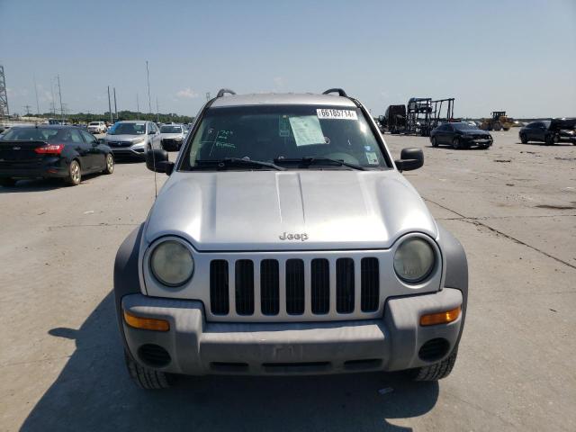 Photo 4 VIN: 1J4GK48K74W301478 - JEEP LIBERTY 