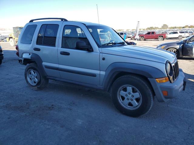 Photo 3 VIN: 1J4GK48K76W168899 - JEEP LIBERTY SP 