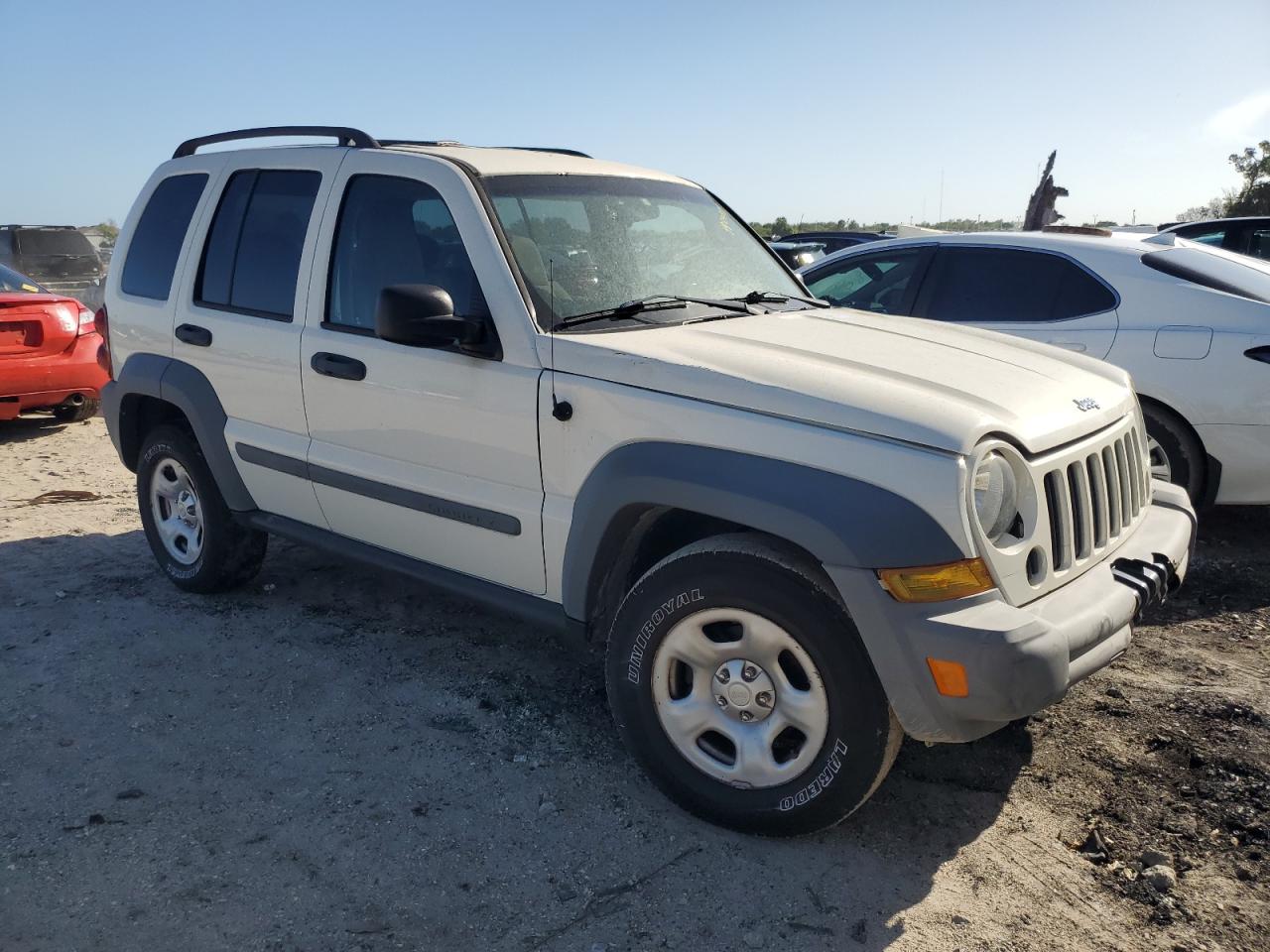 Photo 3 VIN: 1J4GK48K85W651395 - JEEP LIBERTY (NORTH AMERICA) 