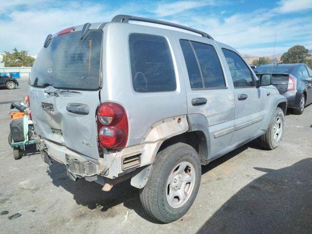 Photo 2 VIN: 1J4GK48K86W251466 - JEEP LIBERTY 