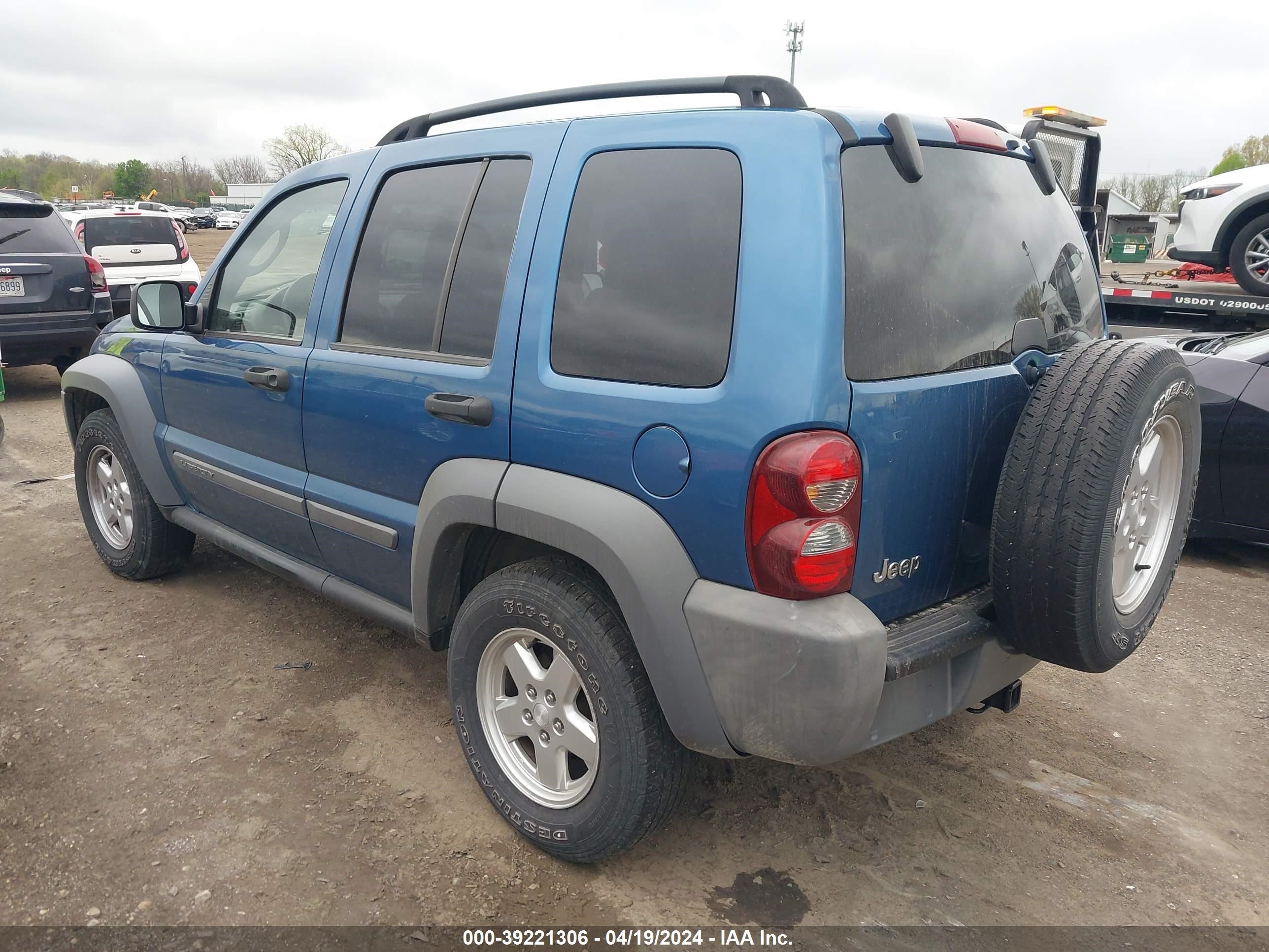 Photo 2 VIN: 1J4GK48KX5W510683 - JEEP LIBERTY (NORTH AMERICA) 