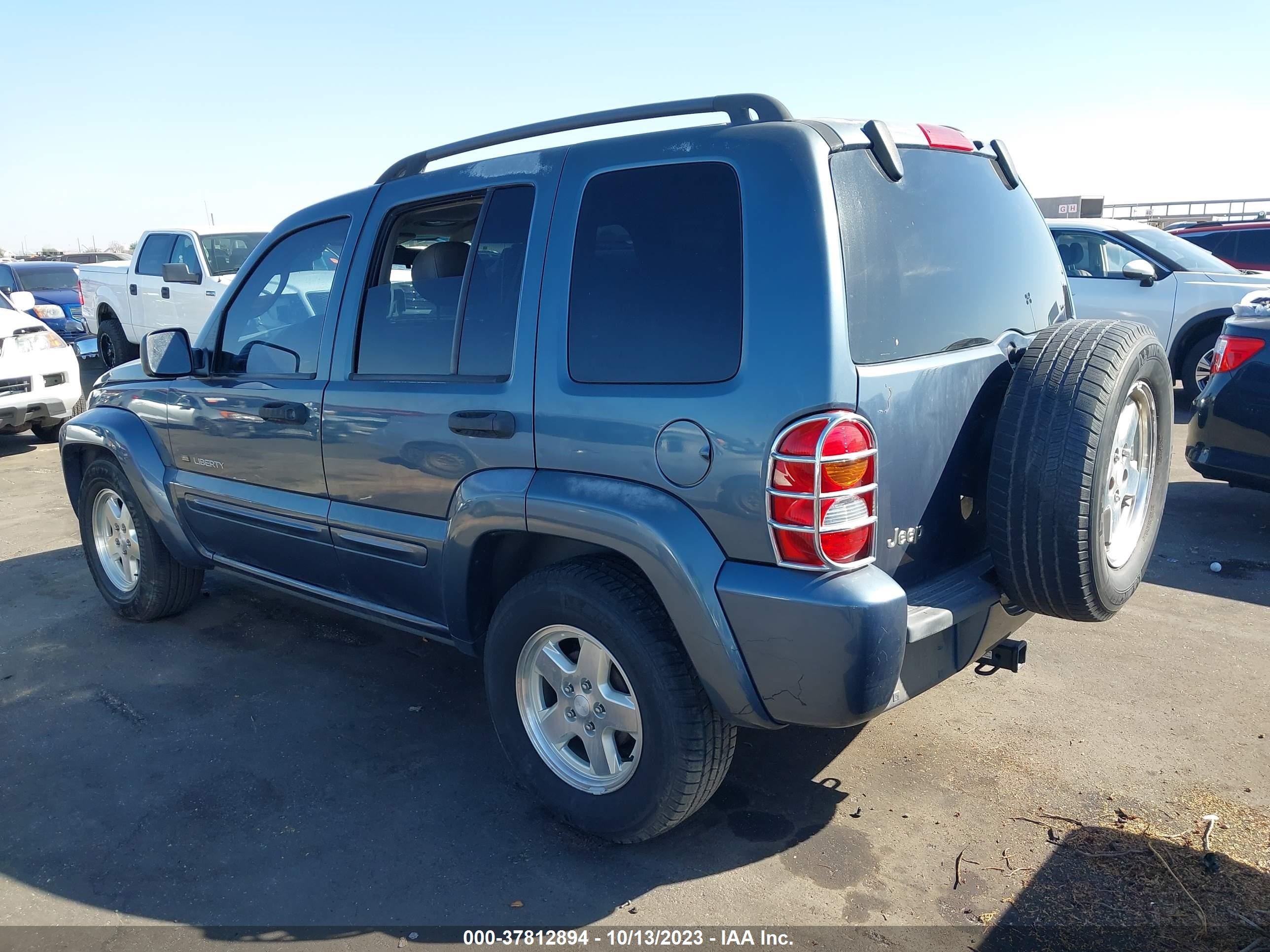 Photo 2 VIN: 1J4GK58K02W328864 - JEEP LIBERTY (NORTH AMERICA) 