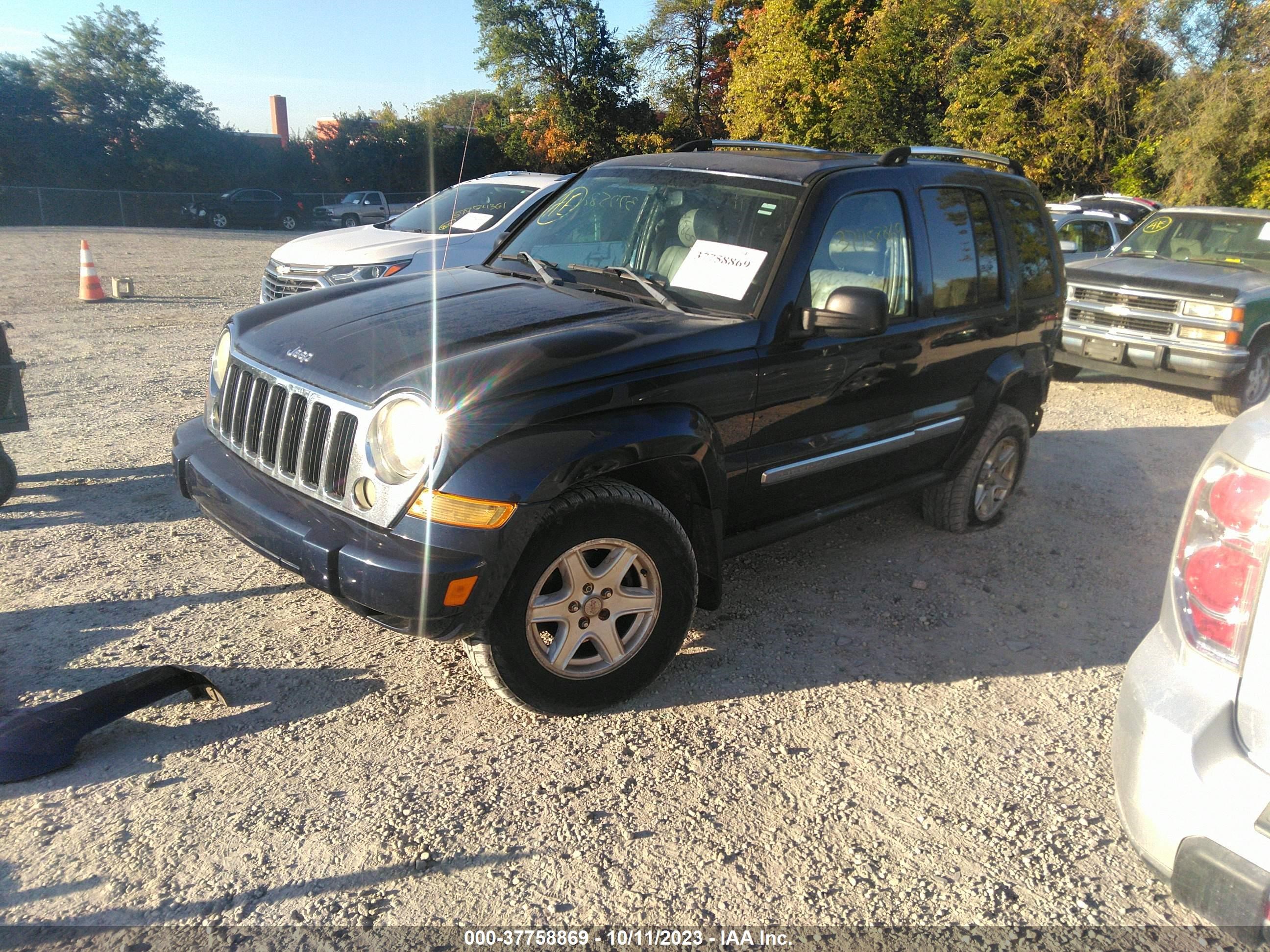 Photo 1 VIN: 1J4GK58K16W235681 - JEEP LIBERTY (NORTH AMERICA) 