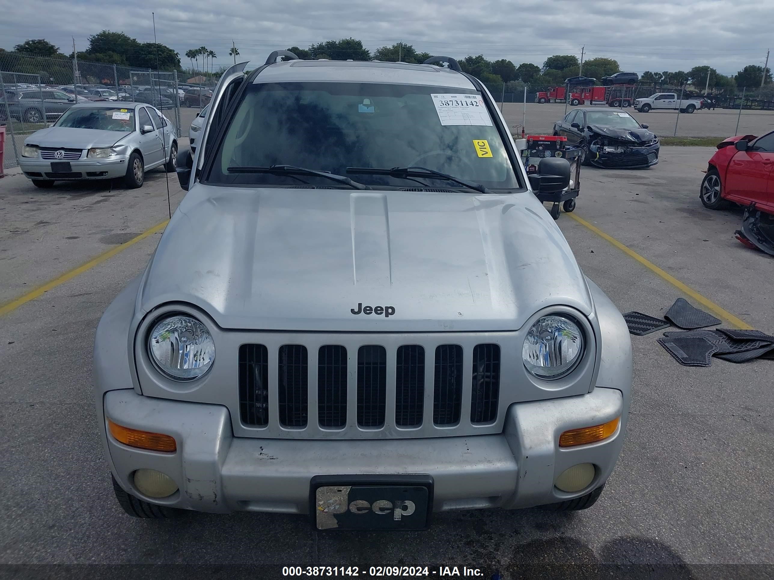 Photo 11 VIN: 1J4GK58K43W722014 - JEEP LIBERTY (NORTH AMERICA) 