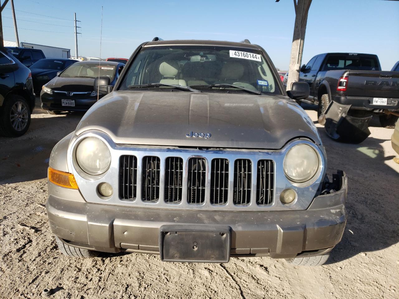 Photo 4 VIN: 1J4GK58K46W195595 - JEEP LIBERTY (NORTH AMERICA) 