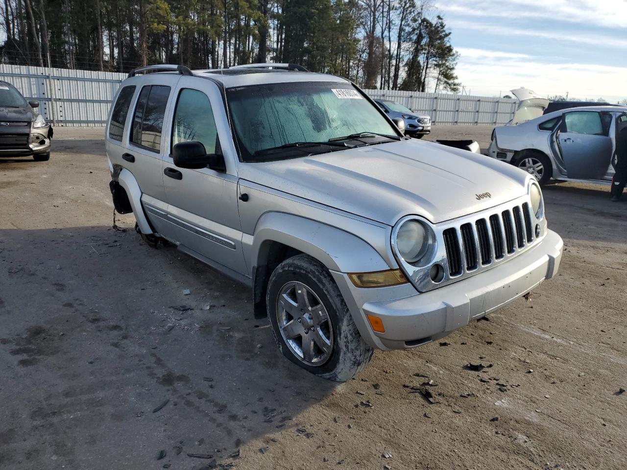 Photo 3 VIN: 1J4GK58K65W517281 - JEEP LIBERTY (NORTH AMERICA) 