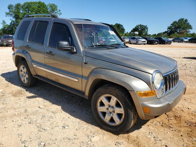 Photo 3 VIN: 1J4GK58K96W176685 - JEEP LIBERTY 