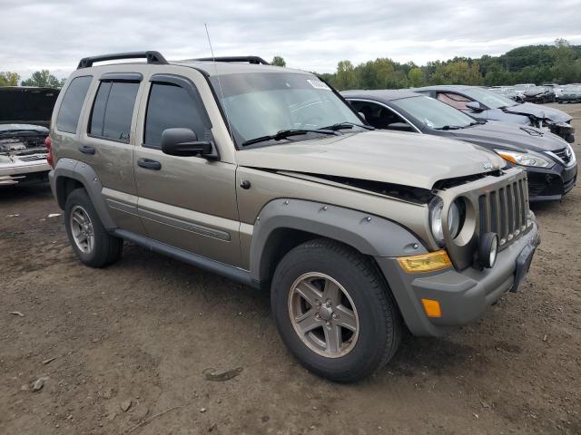 Photo 3 VIN: 1J4GL38K05W725691 - JEEP LIBERTY RE 