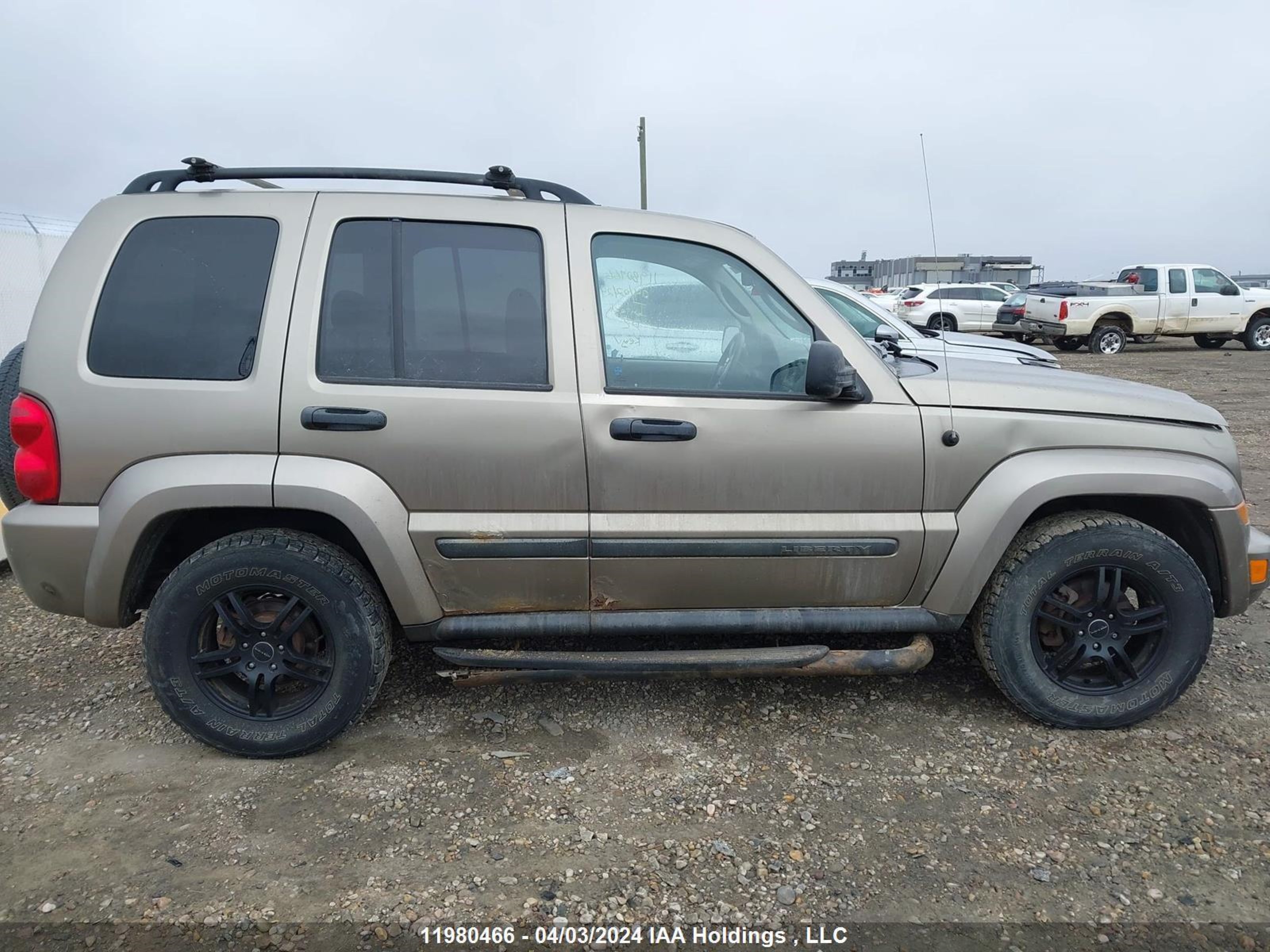 Photo 12 VIN: 1J4GL38K15W686626 - JEEP LIBERTY (NORTH AMERICA) 