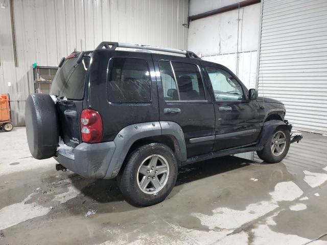 Photo 2 VIN: 1J4GL38K15W725294 - JEEP LIBERTY 