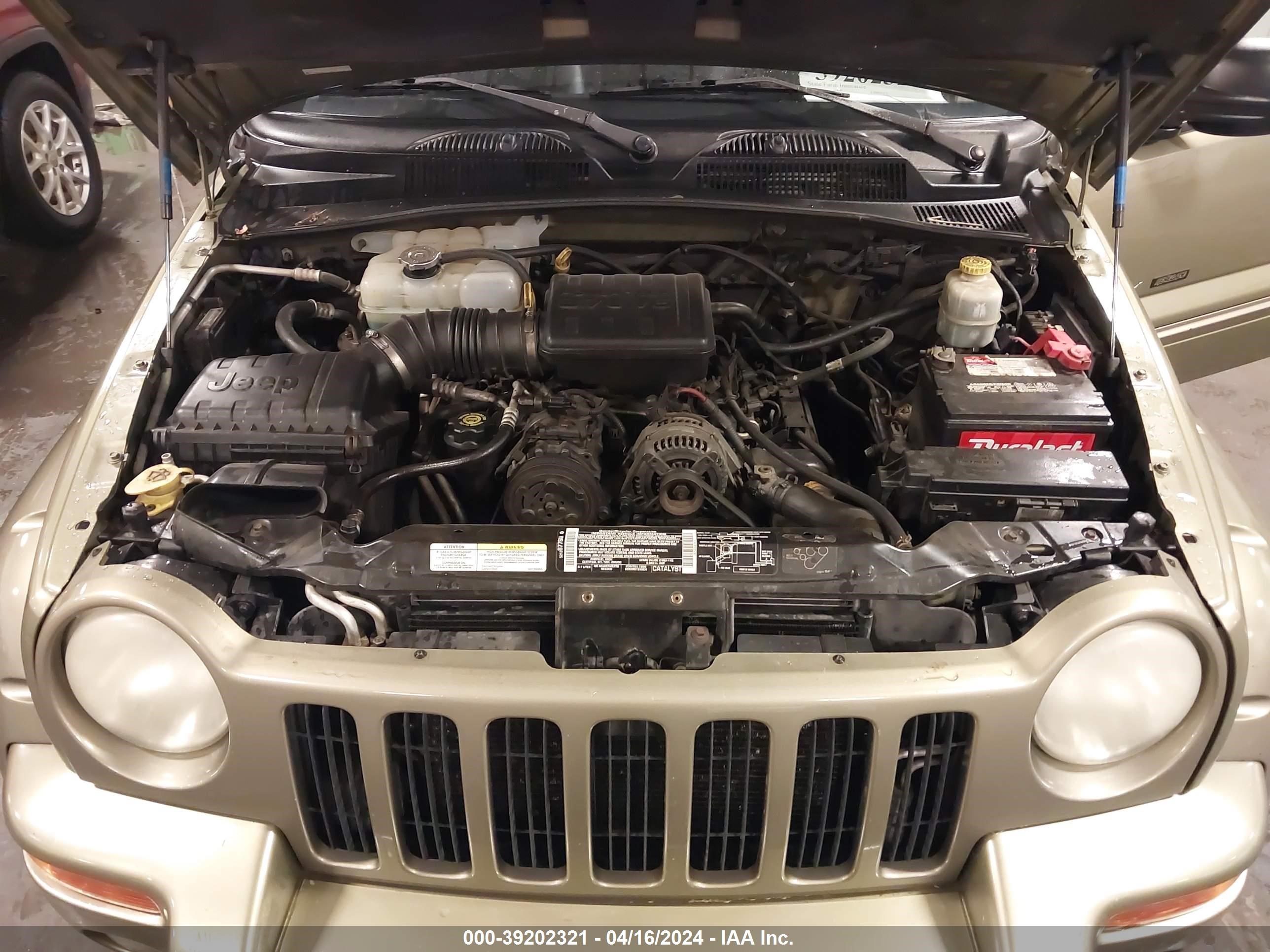 Photo 9 VIN: 1J4GL38K22W332304 - JEEP LIBERTY (NORTH AMERICA) 