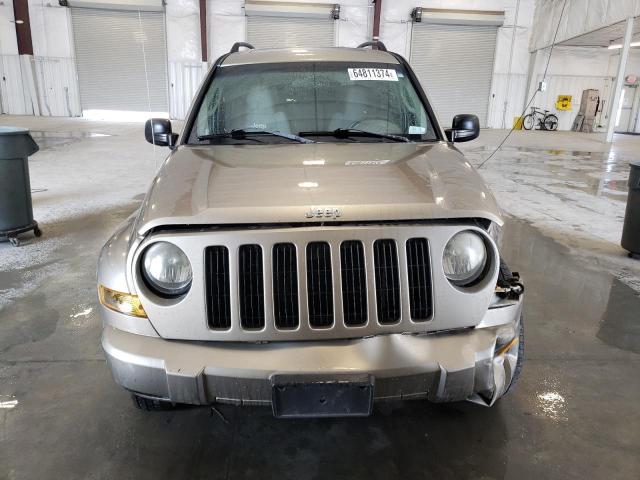 Photo 4 VIN: 1J4GL38K25W670225 - JEEP LIBERTY RE 