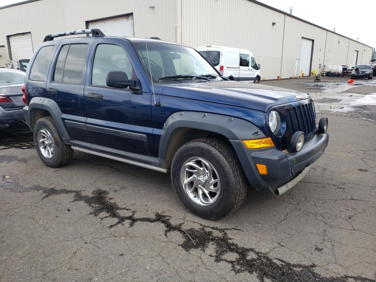 Photo 3 VIN: 1J4GL38K35W538901 - JEEP LIBERTY (NORTH AMERICA) 