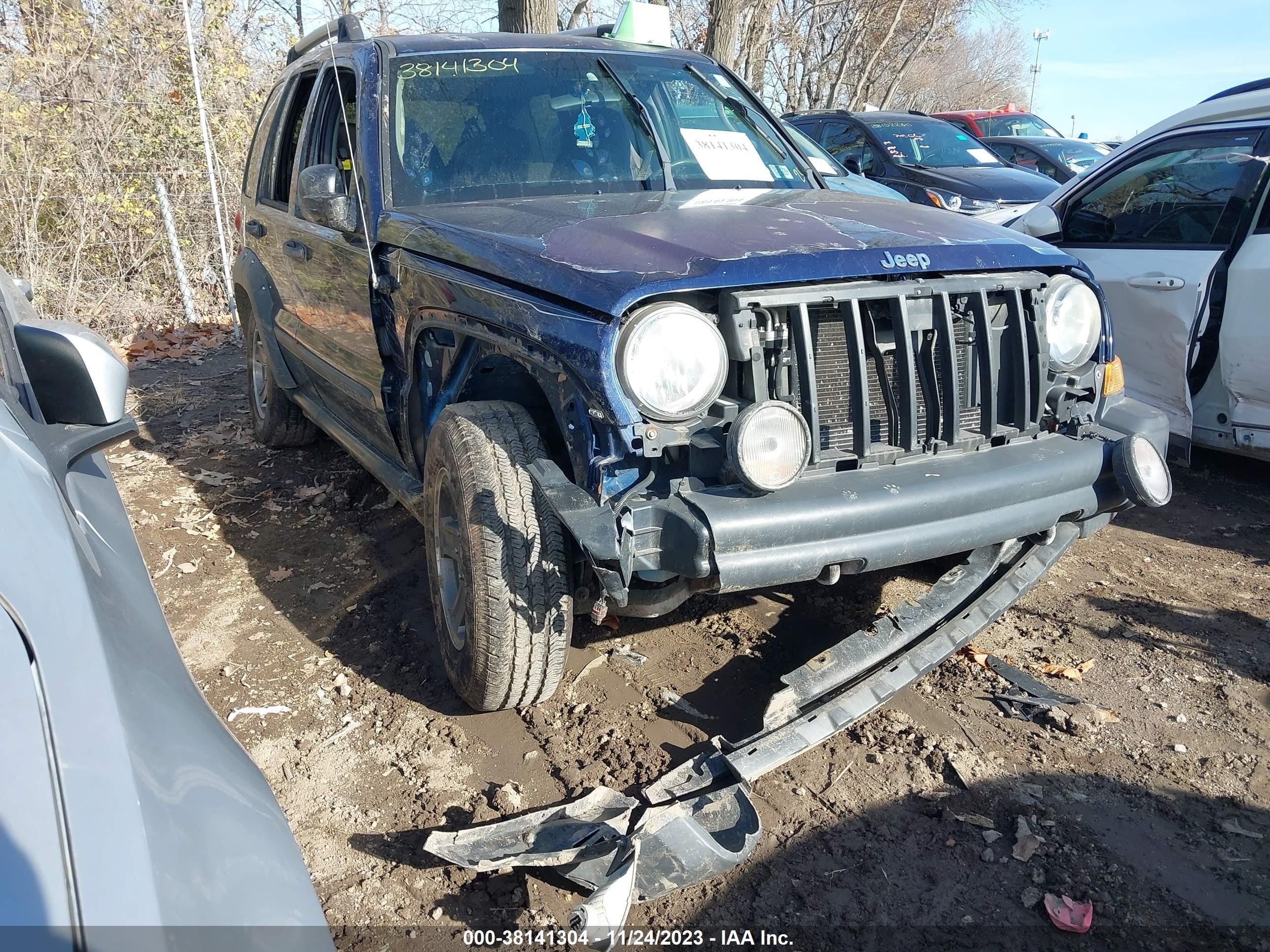 Photo 5 VIN: 1J4GL38K35W722400 - JEEP LIBERTY (NORTH AMERICA) 