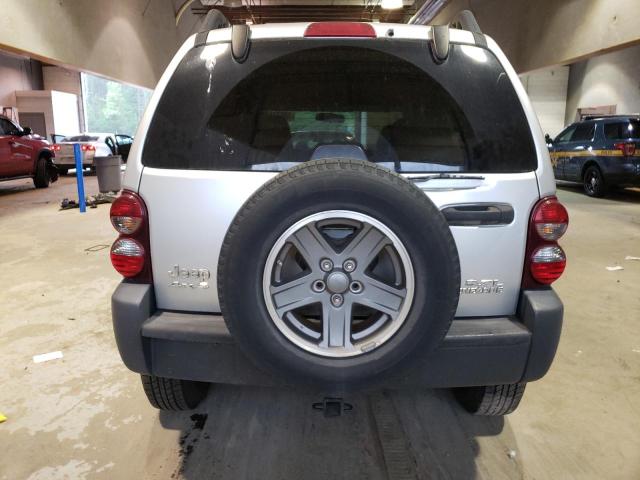 Photo 5 VIN: 1J4GL38K45W722230 - JEEP LIBERTY 