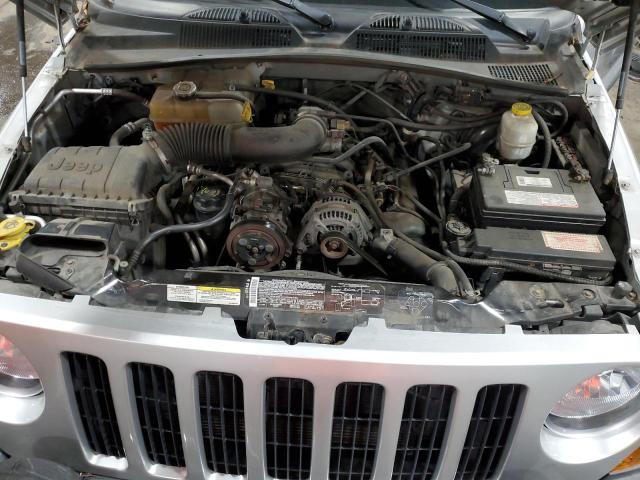 Photo 10 VIN: 1J4GL38K45W723684 - JEEP LIBERTY 