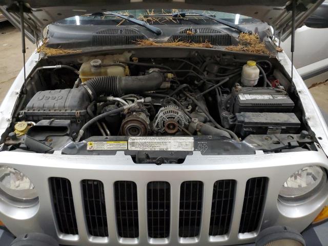 Photo 11 VIN: 1J4GL38K86W219771 - JEEP LIBERTY RE 