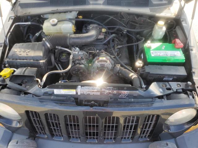 Photo 11 VIN: 1J4GL38K95W622611 - JEEP LIBERTY RE 