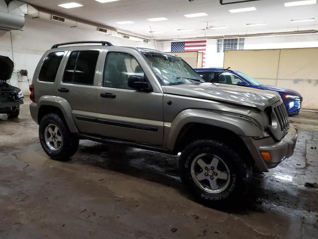 Photo 3 VIN: 1J4GL38K95W638114 - JEEP LIBERTY RE 