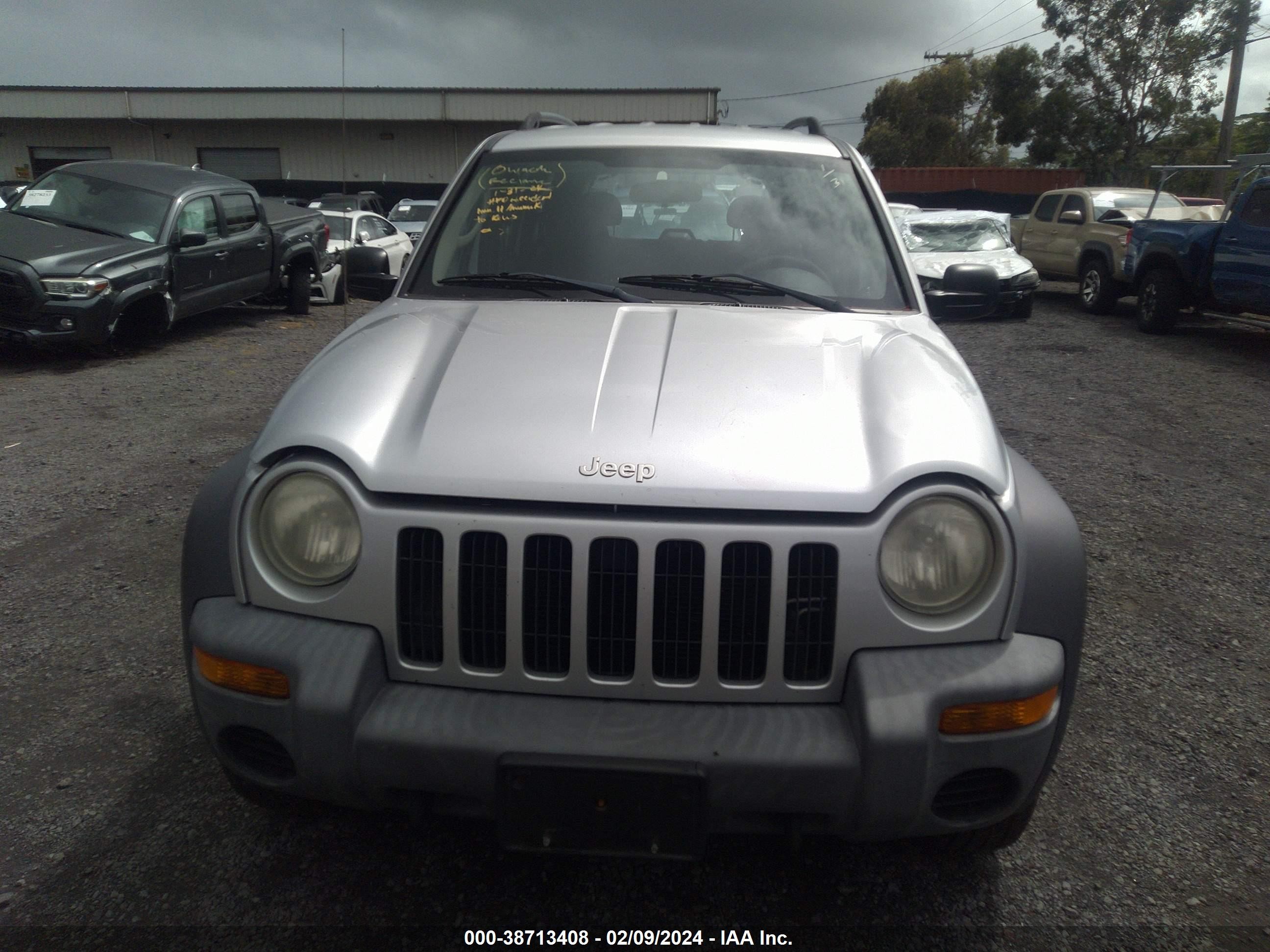 Photo 11 VIN: 1J4GL48123W639566 - JEEP LIBERTY (NORTH AMERICA) 