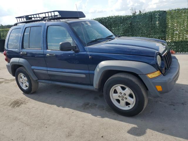 Photo 3 VIN: 1J4GL48505W680820 - JEEP LIBERTY 