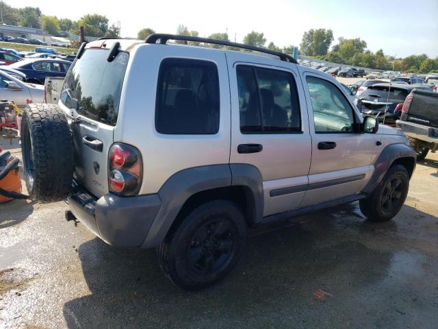 Photo 2 VIN: 1J4GL48545W656097 - JEEP LIBERTY 